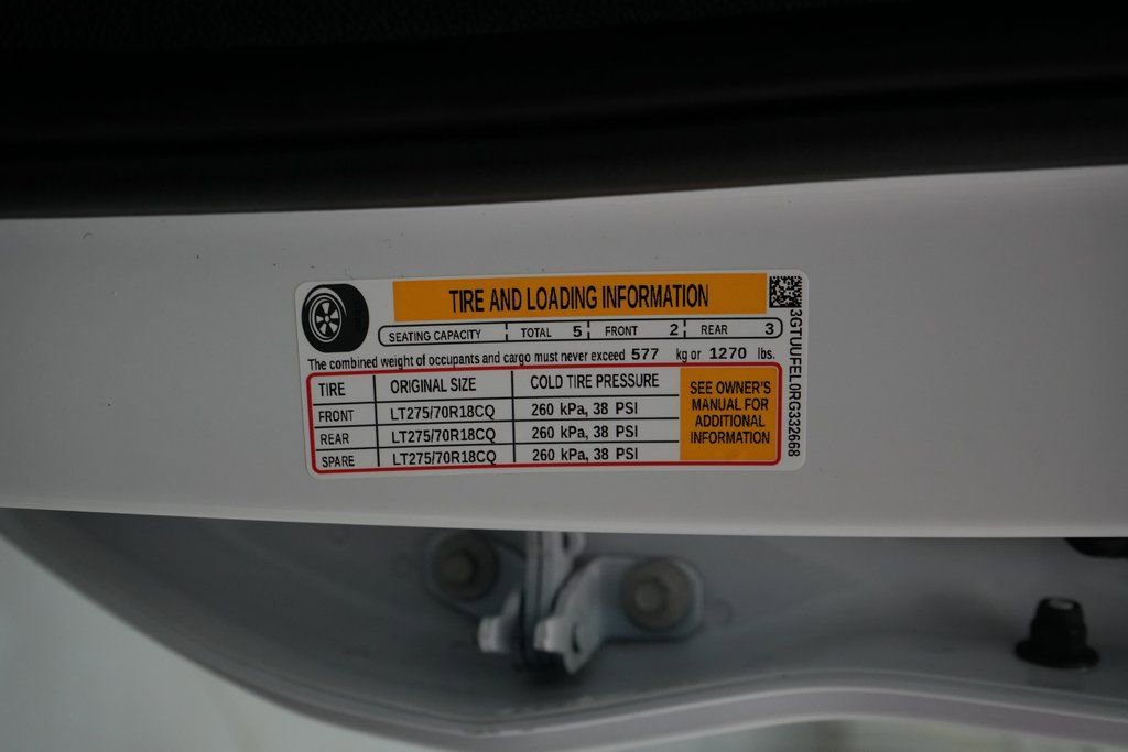 Used 2024 GMC Sierra 1500 AT4X AWD/4WD image 28