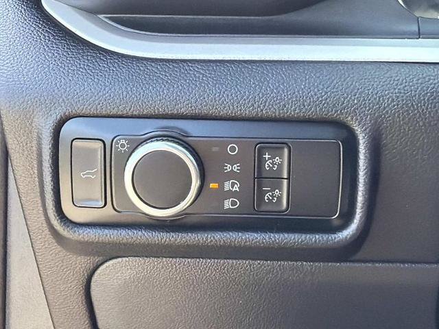 Certified 2023 Ford Explorer XLT RWD image 17
