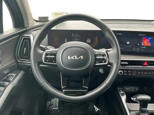 Used 2025 Kia Sorento X-Line EX AWD/4WD image 13