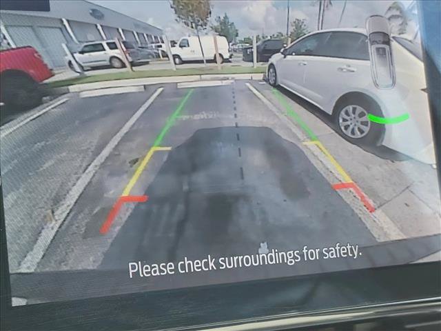 Certified 2022 Ford Explorer XLT w/ Equipment Group 202A RWD image 13