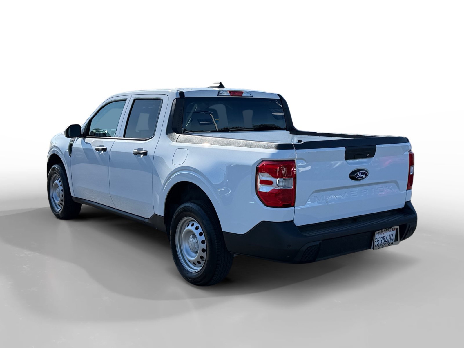 Certified 2025 Ford Maverick XL w/ Equipment Group 102A AWD/4WD image 3