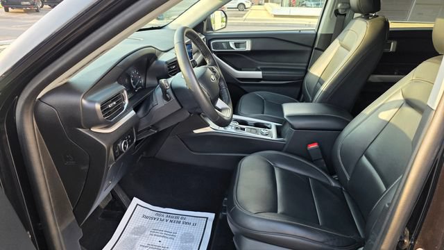 Certified 2024 Ford Explorer XLT w/ Equipment Group 202A AWD/4WD image 10