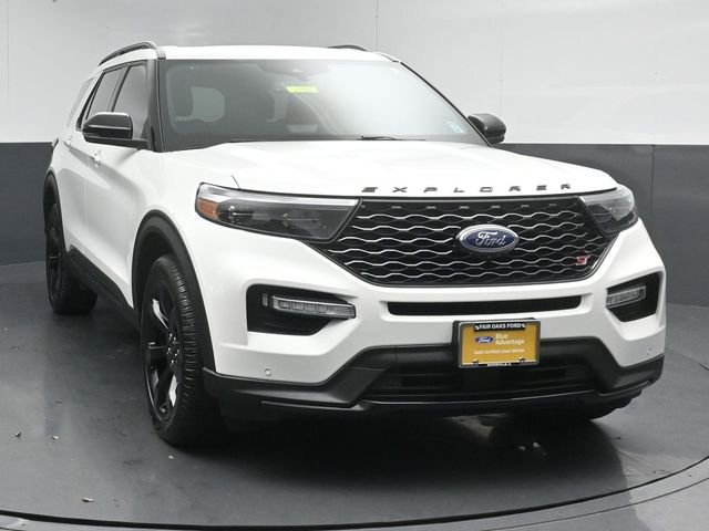 Certified 2024 Ford Explorer ST w/ Equipment Group 401A AWD/4WD image 2