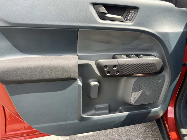 Certified 2024 Ford Maverick XL FWD image 29