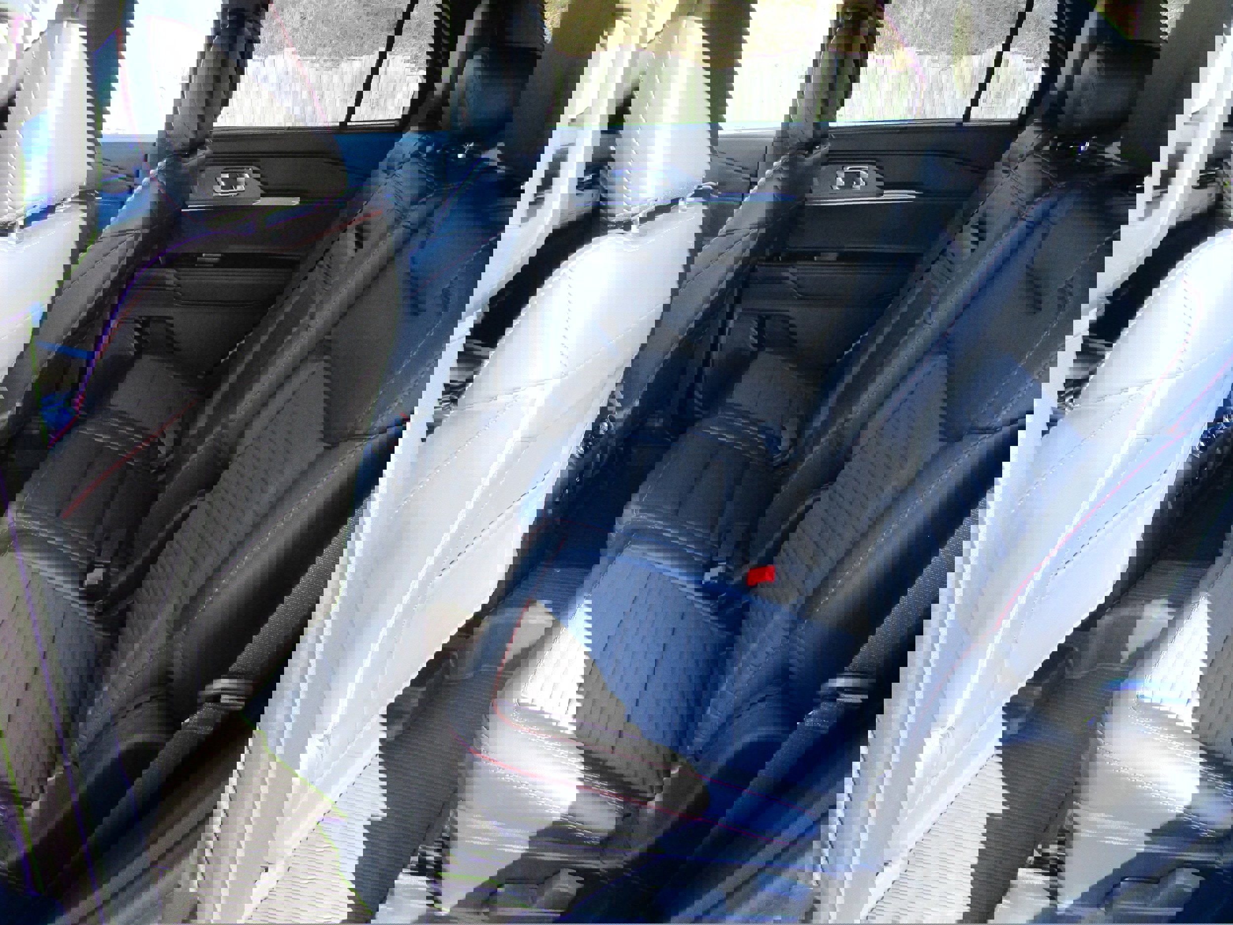 Certified 2025 Ford Explorer ST-Line w/ Premium Package image 13