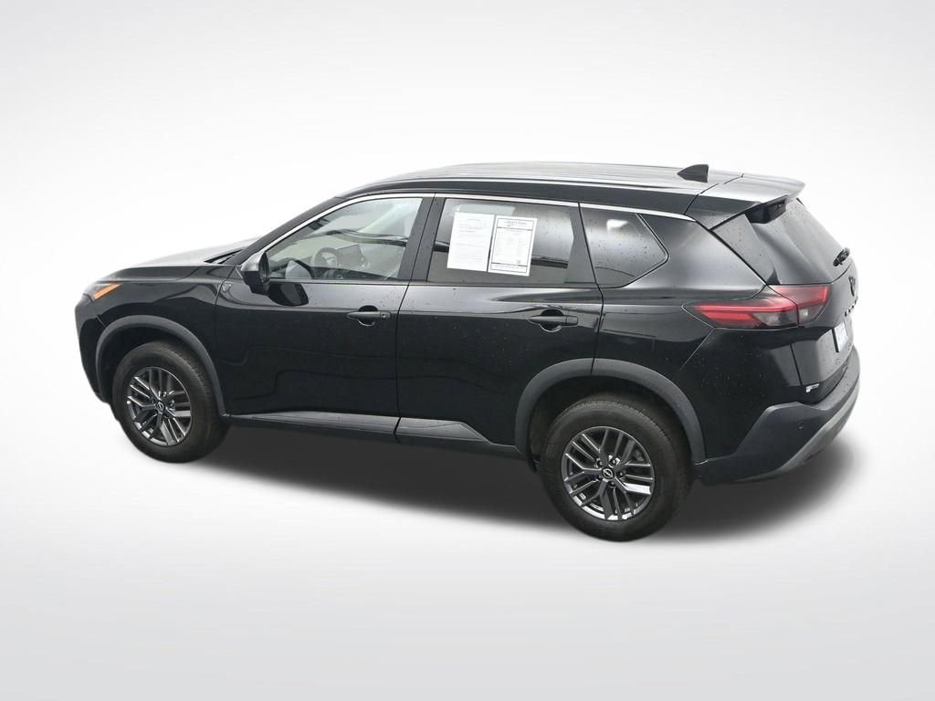 Used 2023 Nissan Rogue S AWD/4WD image 31