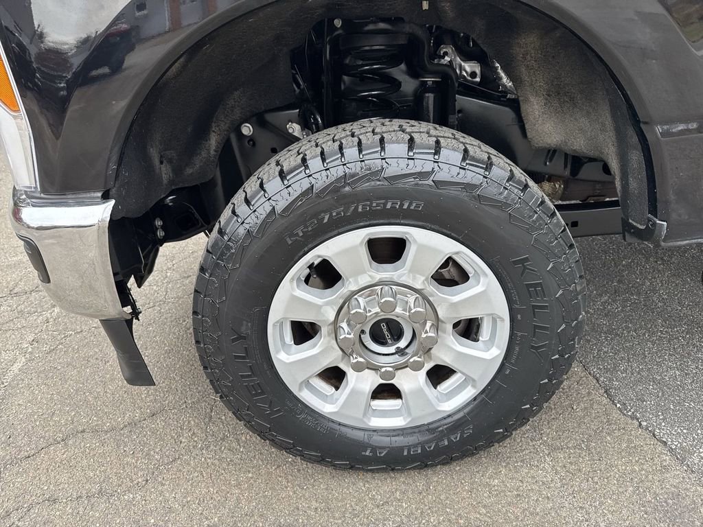 Certified 2024 Ford F250 XLT w/ Snow Plow Prep Package image 10