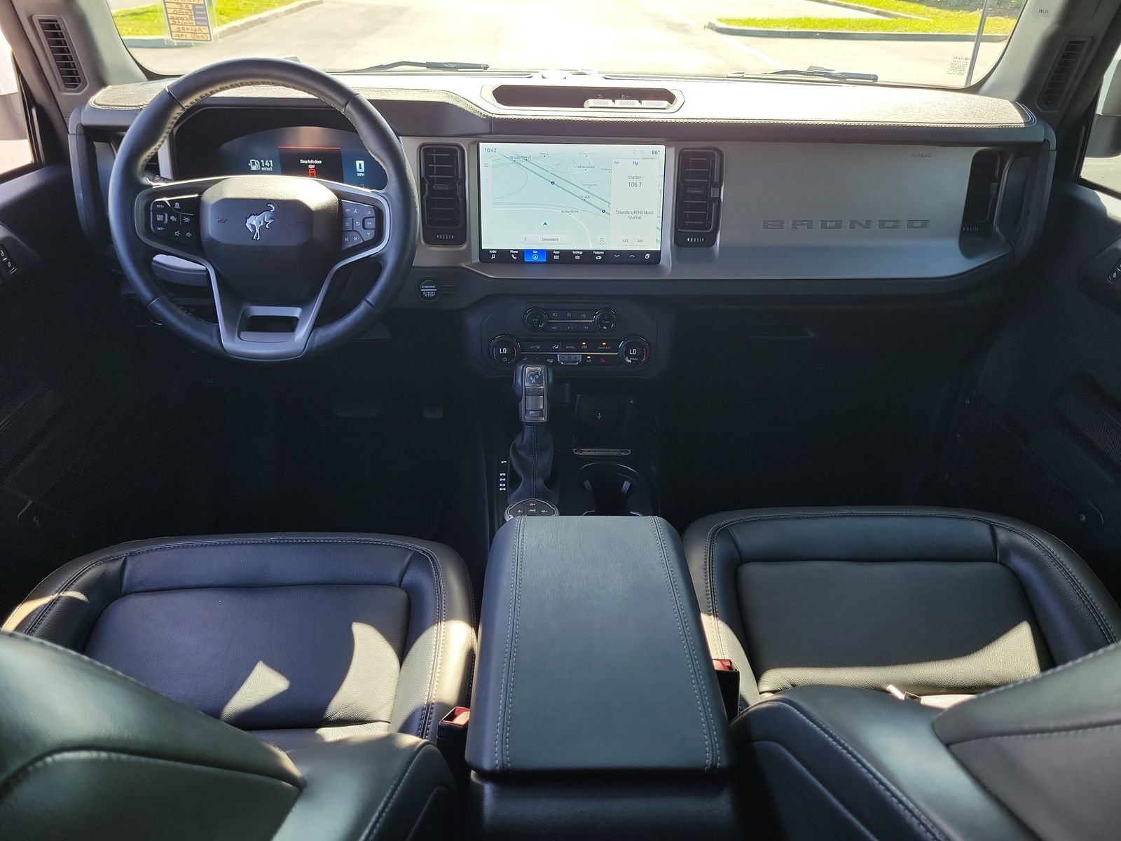 Certified 2025 Ford Bronco Outer Banks AWD/4WD image 12