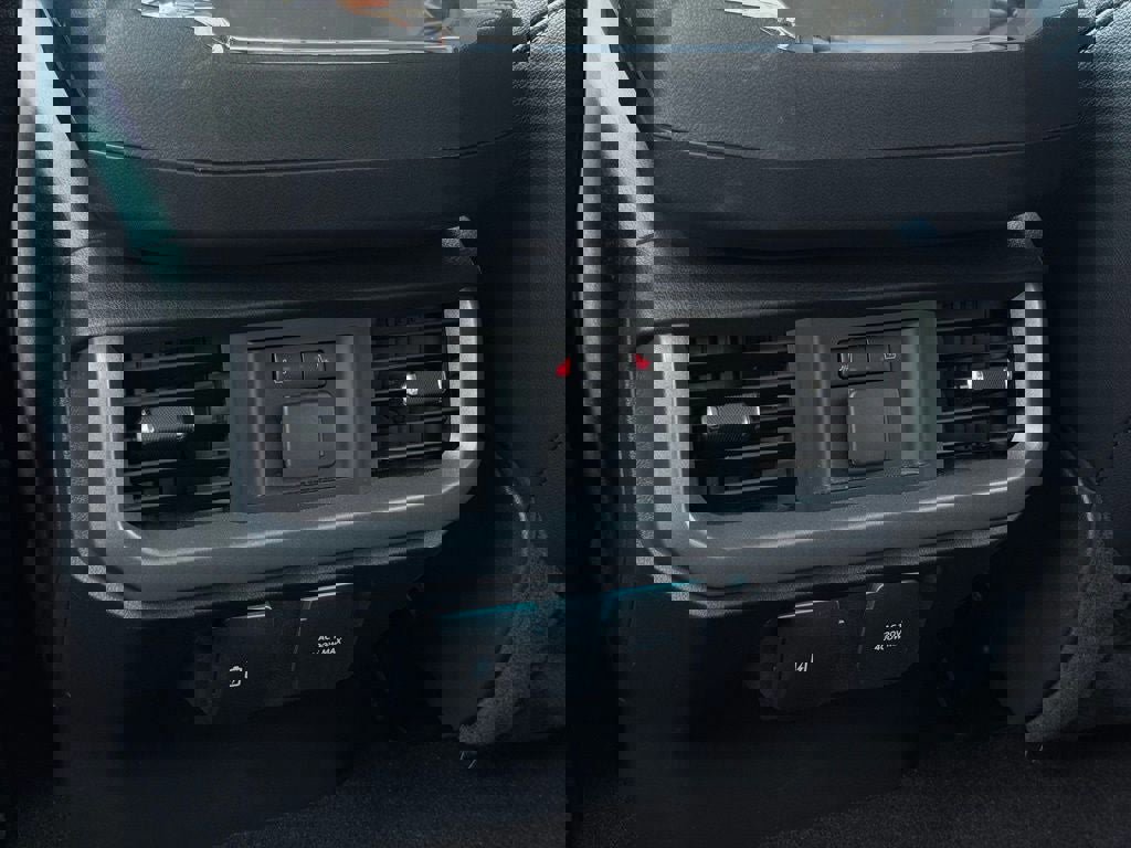 Certified 2023 Ford F150 XLT w/ Equipment Group 302A High image 30