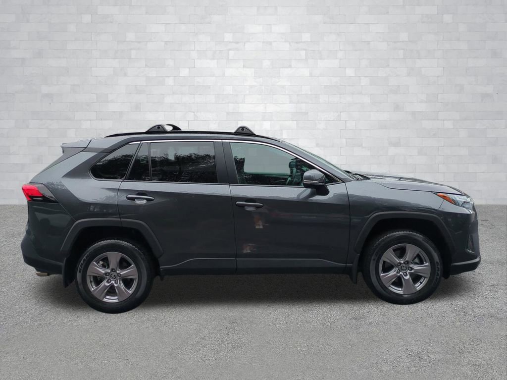 Used 2023 Toyota RAV4 XLE w/ Convenience Package FWD image 3