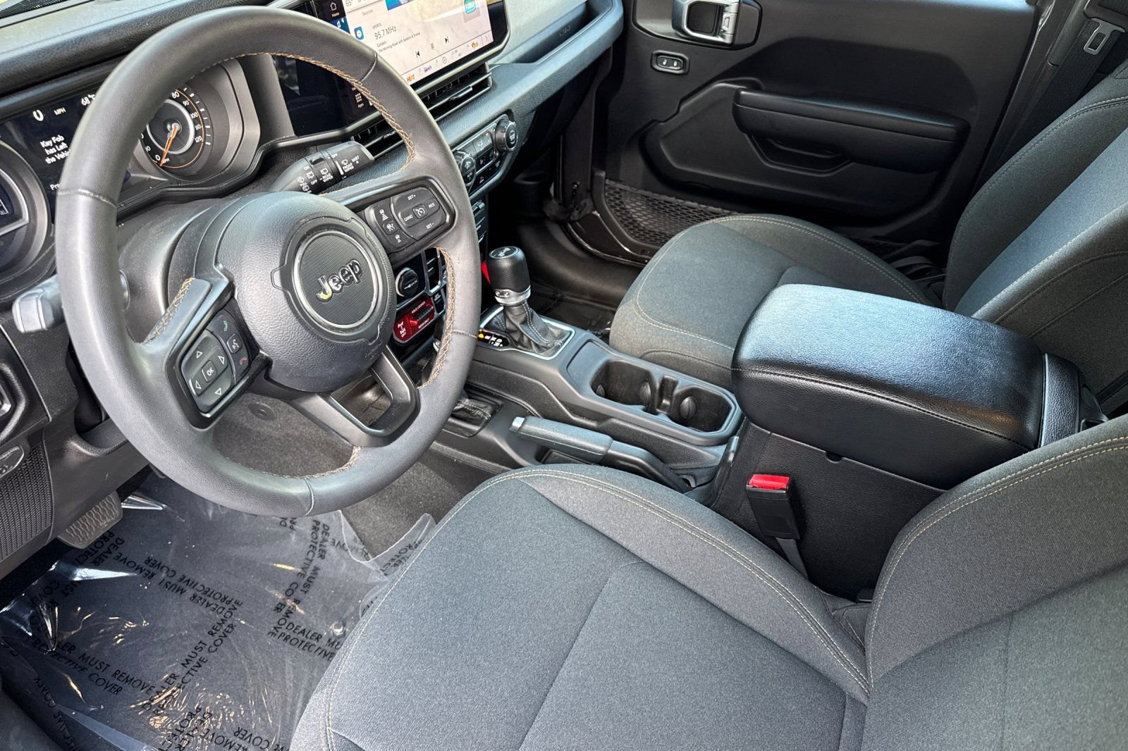 Used 2024 Jeep Wrangler Unlimited Sport AWD/4WD image 11