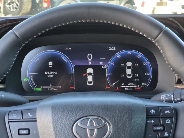 Used 2026 Toyota Crown AWD/4WD image 12