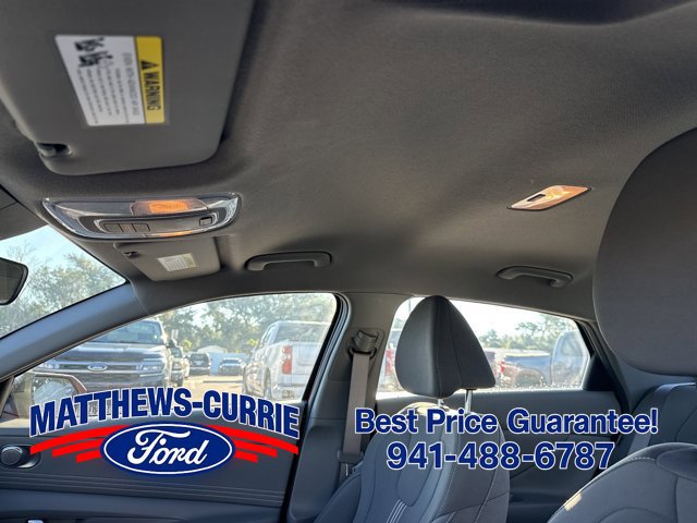 Used 2025 Hyundai Elantra Sport FWD image 10