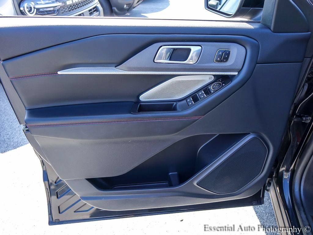 Certified 2025 Ford Explorer ST AWD/4WD image 21