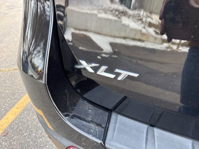Certified 2022 Ford Explorer XLT w/ Equipment Group 202A image 12
