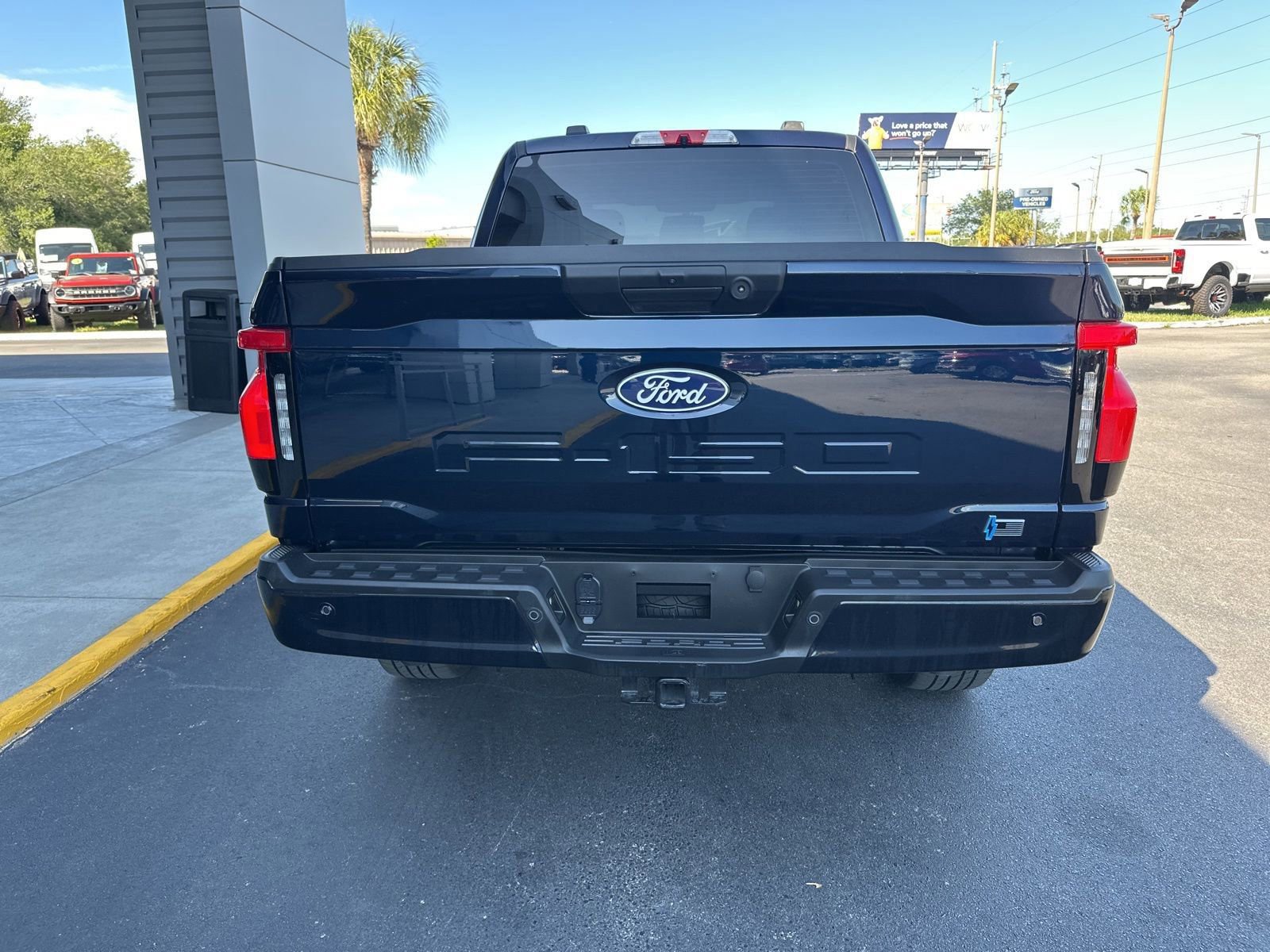 Certified 2025 Ford F150 Lightning Flash AWD/4WD image 5