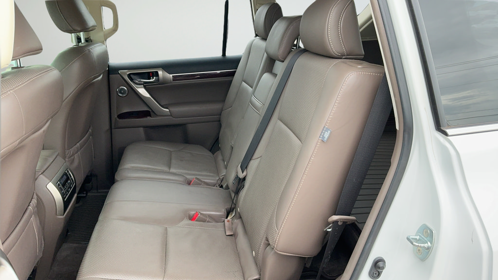 Used 2018 Lexus GX 460 Luxury w/ Preferred Accessory Package AWD/4WD image 20