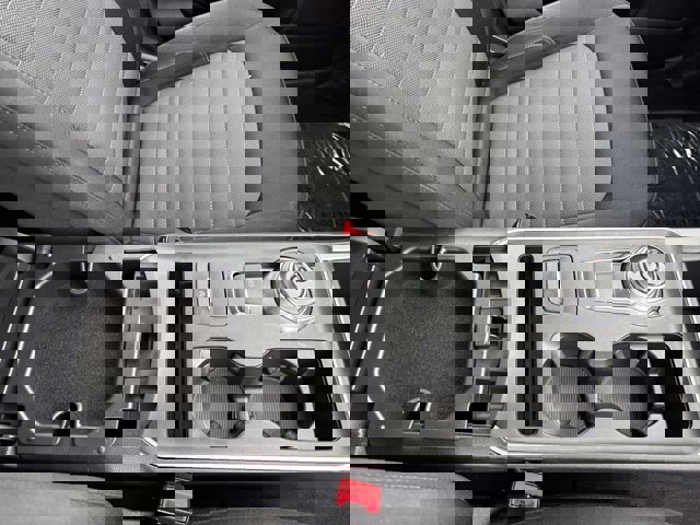 Certified 2022 Ford Edge SE w/ Black Appearance Package image 27