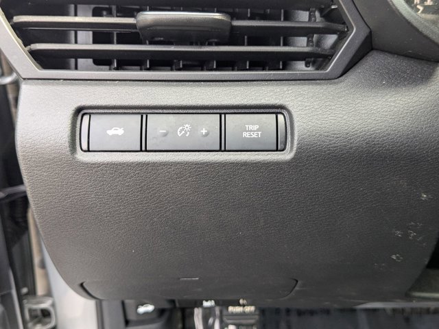 Used 2024 Nissan Altima 2.5 SV FWD image 21