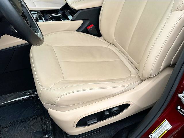 Used 2022 Jeep Grand Cherokee L Limited AWD/4WD image 17