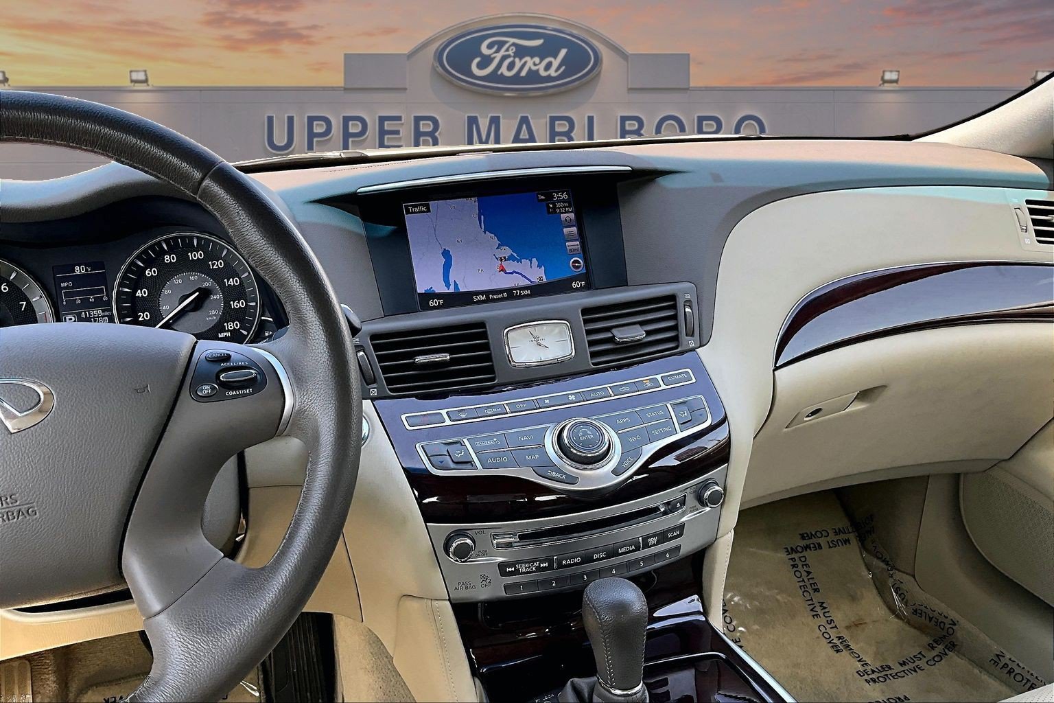 Used 2019 INFINITI Q70 Luxe AWD/4WD image 6