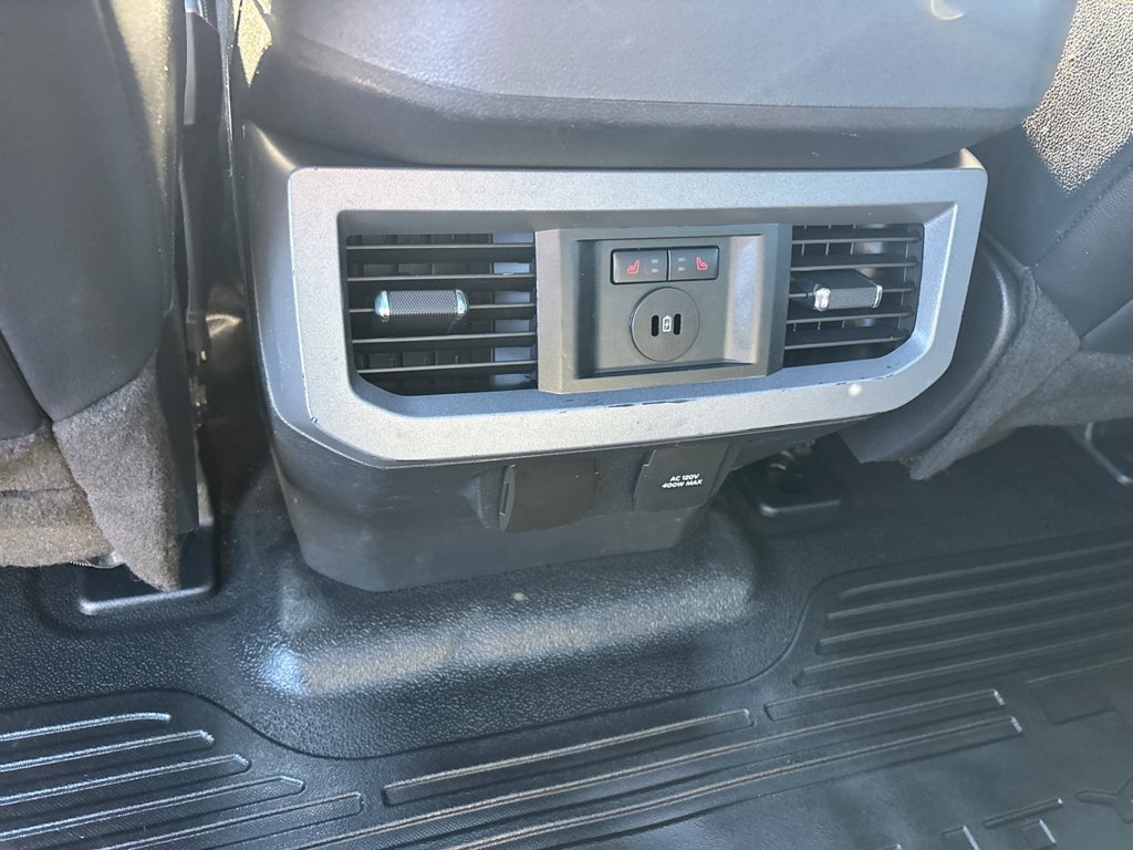 Certified 2024 Ford F250 Lariat w/ Sport Appearance Package AWD/4WD image 23