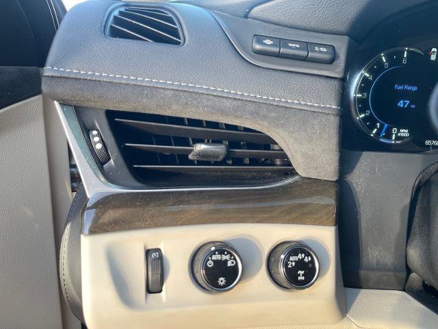 Used 2020 Cadillac Escalade Luxury w/ LPO, Radiant Package image 15