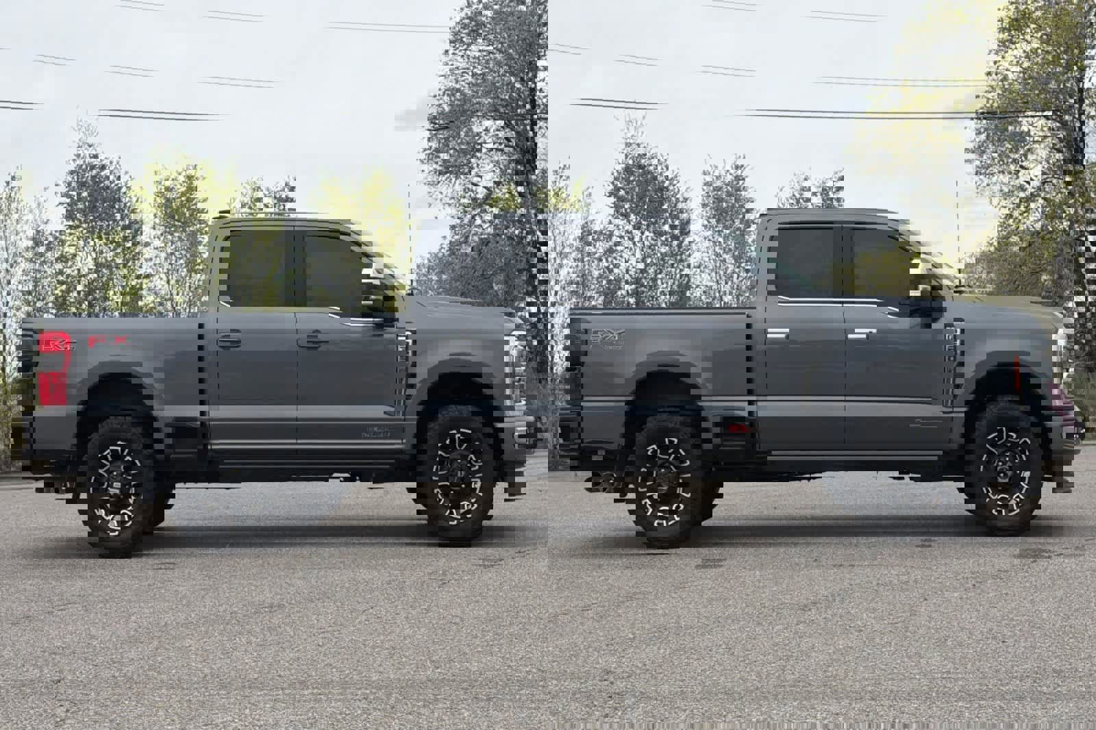 Certified 2023 Ford F350 Platinum w/ FX4 Off-Road Package image 6