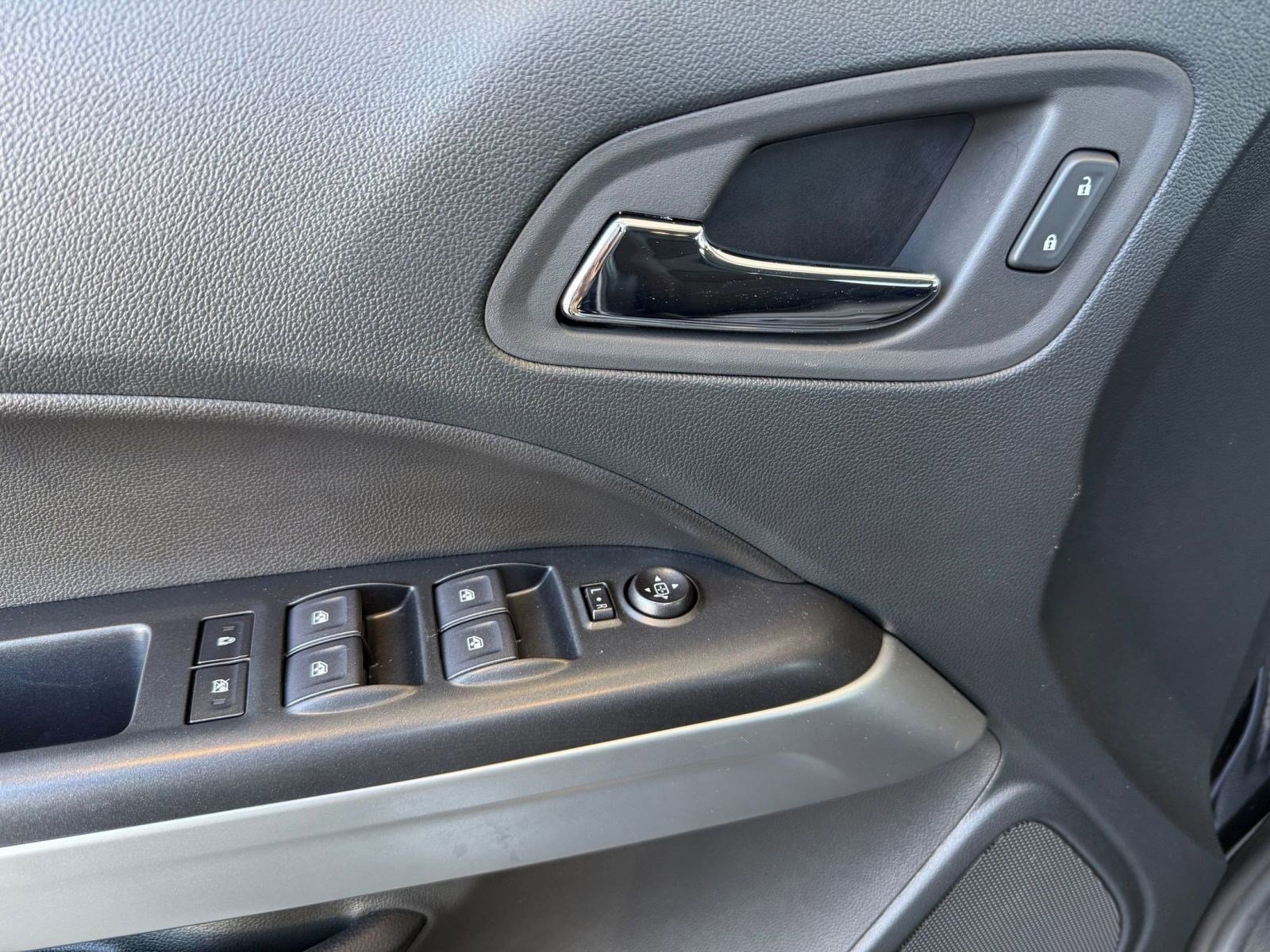 Used 2022 Chevrolet Colorado LT w/ LT Convenience Package RWD image 13