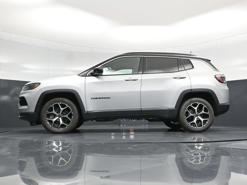 Used 2025 Jeep Compass Limited AWD/4WD image 58