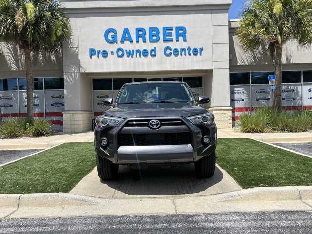 Used 2021 Toyota 4Runner SR5 Premium w/ Moonroof Package RWD image 13