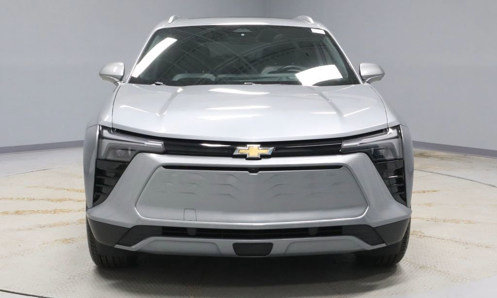 Used 2024 Chevrolet Blazer EV LT image 8