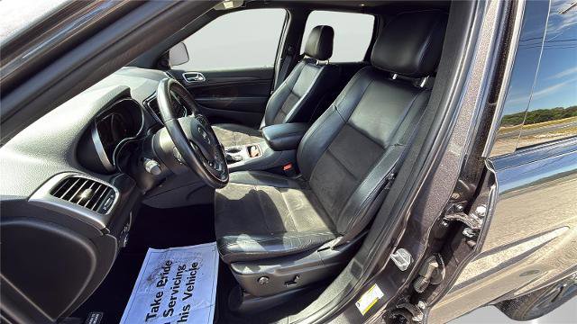 Used 2020 Jeep Grand Cherokee Altitude AWD/4WD image 10