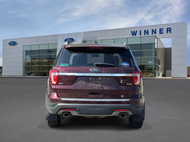 Certified 2018 Ford Explorer XLT w/ Equipment Group 201A AWD/4WD image 3