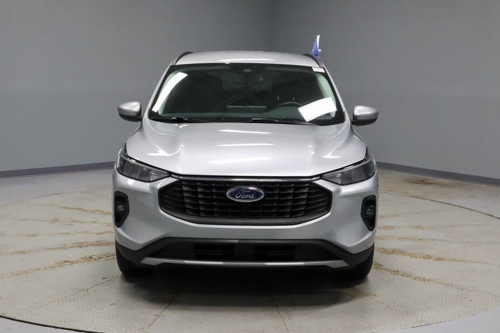 Certified 2023 Ford Escape SE w/ Class II Trailer Tow Package image 8