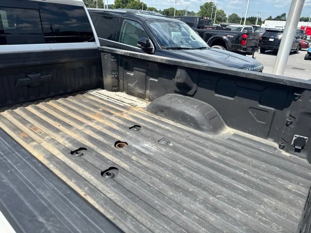 Used 2025 Chevrolet Silverado 3500 High Country w/ High Country Premium Package AWD/4WD image 13