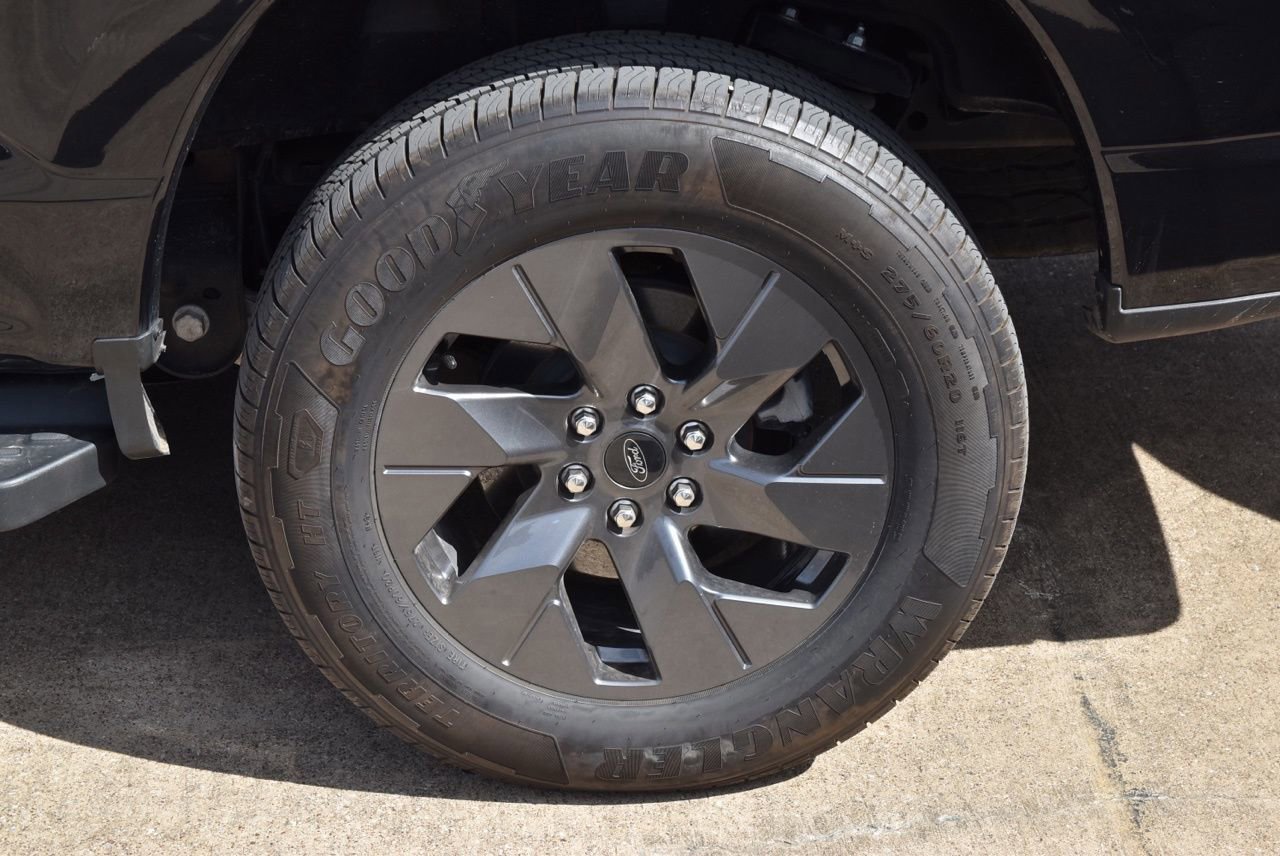 Certified 2025 Ford F150 Lightning Flash image 9