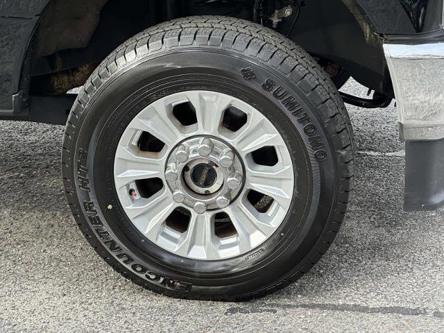 Certified 2022 Ford F250 XLT w/ Snow Plow Prep Package image 7