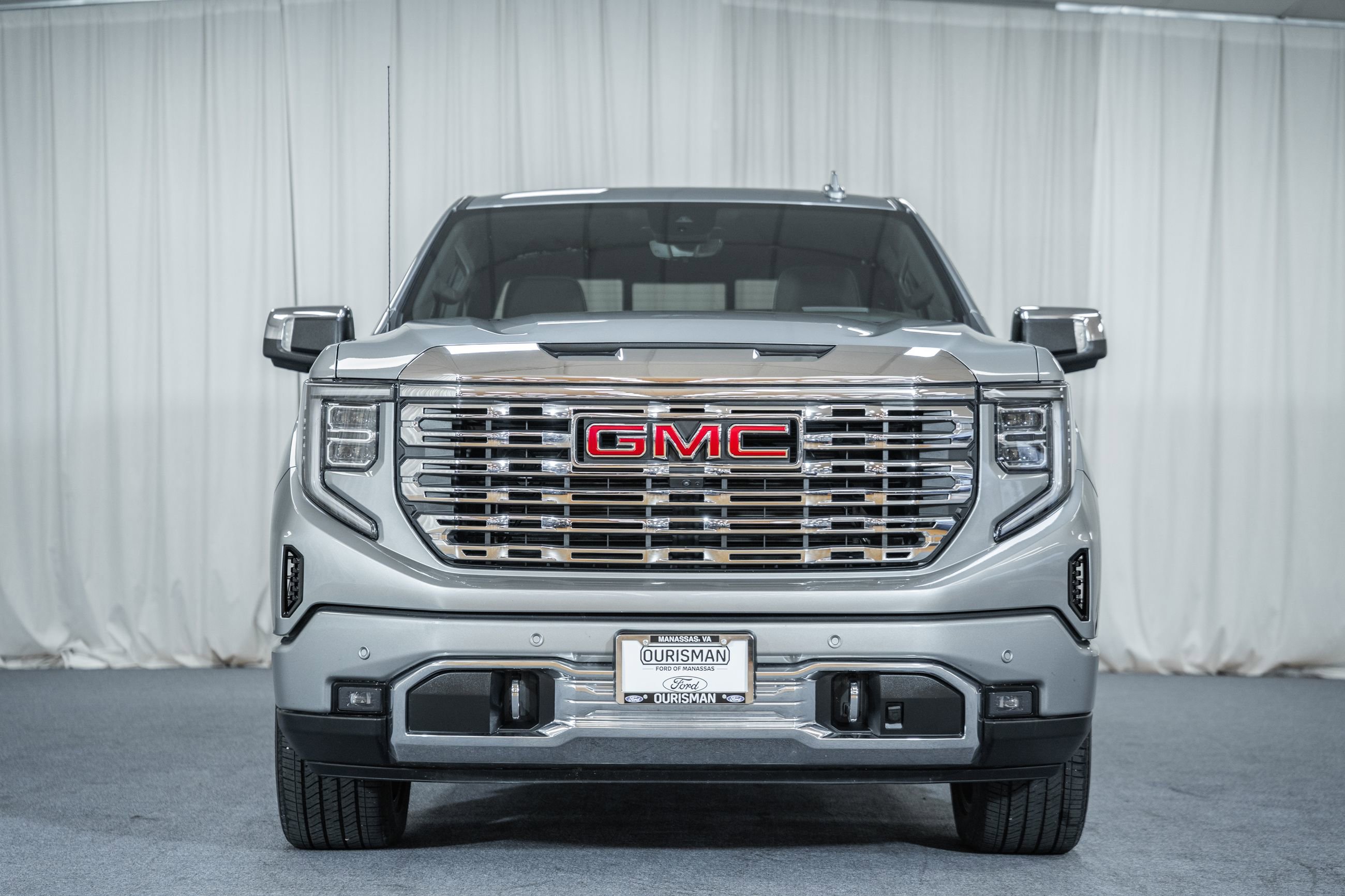 Used 2024 GMC Sierra 1500 Denali w/ Denali Reserve Package image 2