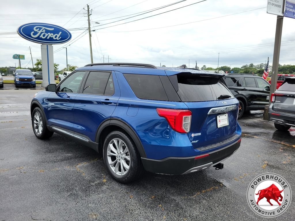 Certified 2021 Ford Explorer XLT w/ Equipment Group 202A RWD image 3