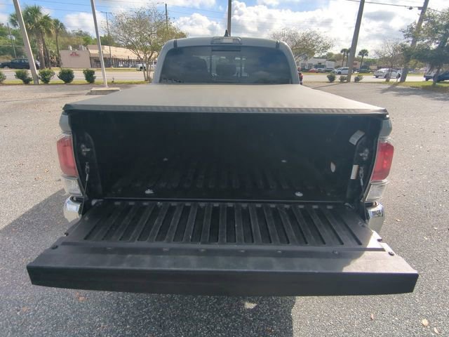 Used 2021 Toyota Tacoma TRD Off-Road image 14