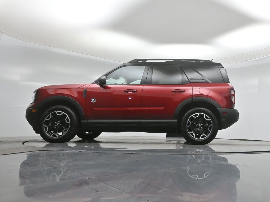 Certified 2025 Ford Bronco Sport Outer Banks w/ Outer Banks Tech Package+ AWD/4WD image 8