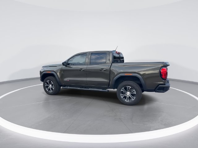 Used 2024 GMC Canyon AT4 w/ AT4 Premium Package AWD/4WD image 5