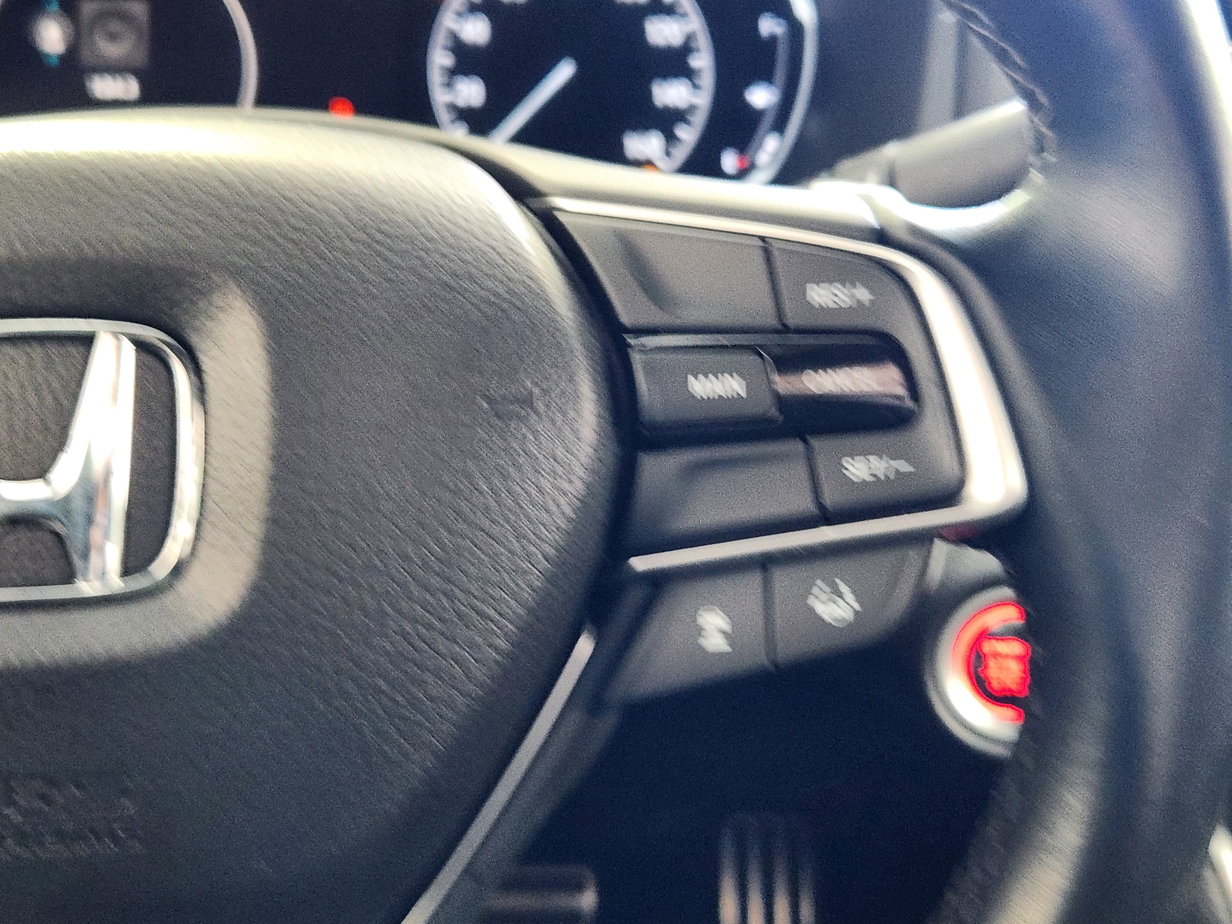 Used 2018 Honda Accord Sport image 19