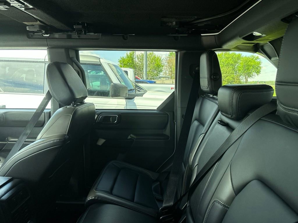 Certified 2025 Ford Bronco Outer Banks AWD/4WD image 19