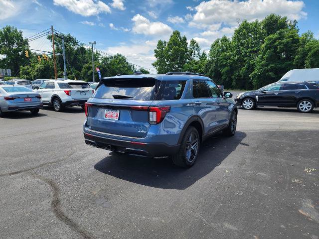 Certified 2025 Ford Explorer ST-Line w/ Premium Package AWD/4WD image 5