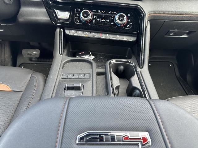 Used 2025 GMC Sierra 2500 AT4 w/ AT4 Premium Plus Package image 28