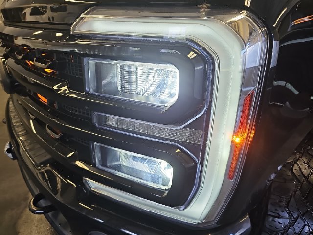 Certified 2024 Ford F250 Lariat w/ Lariat Ultimate Package AWD/4WD image 30