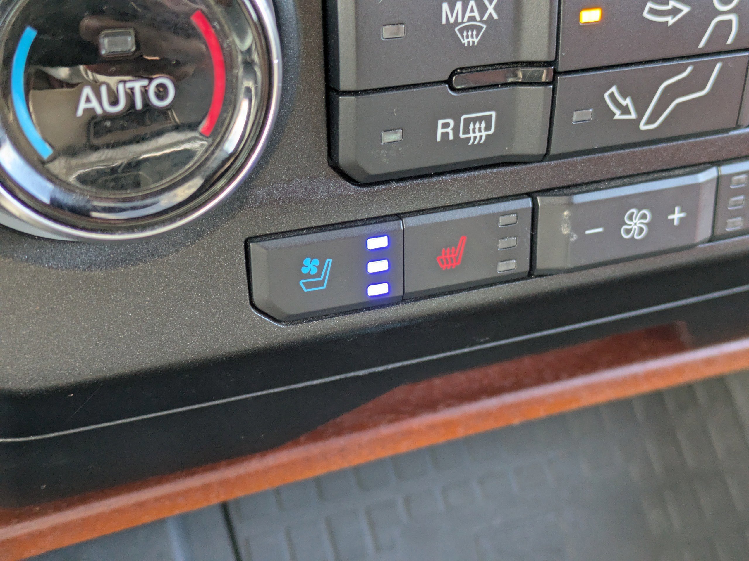 Certified 2020 Ford F250 King Ranch w/ King Ranch Ultimate Package image 27