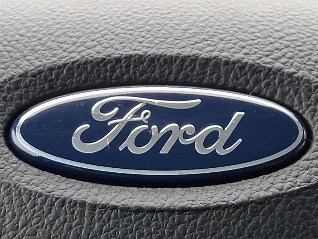 Certified 2017 Ford Escape Titanium AWD/4WD image 31